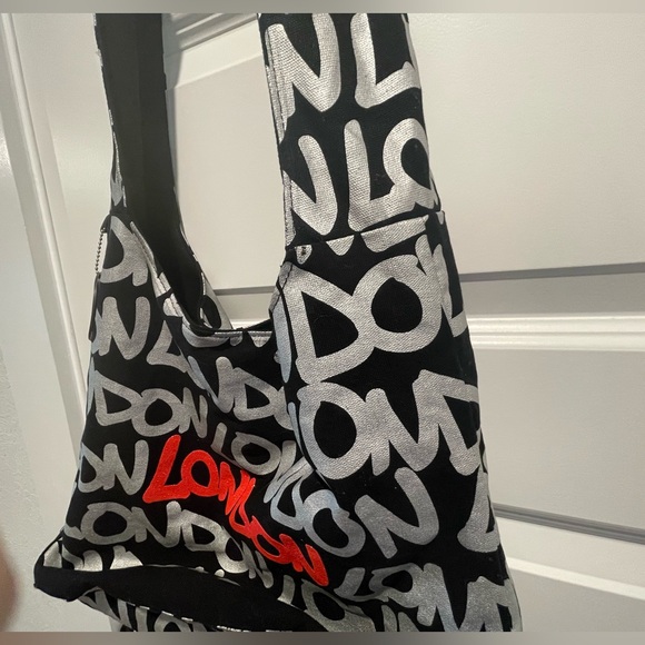 EUC Unisex ROBIN RUTH London Crossbody Hobo - Picture 2 of 13